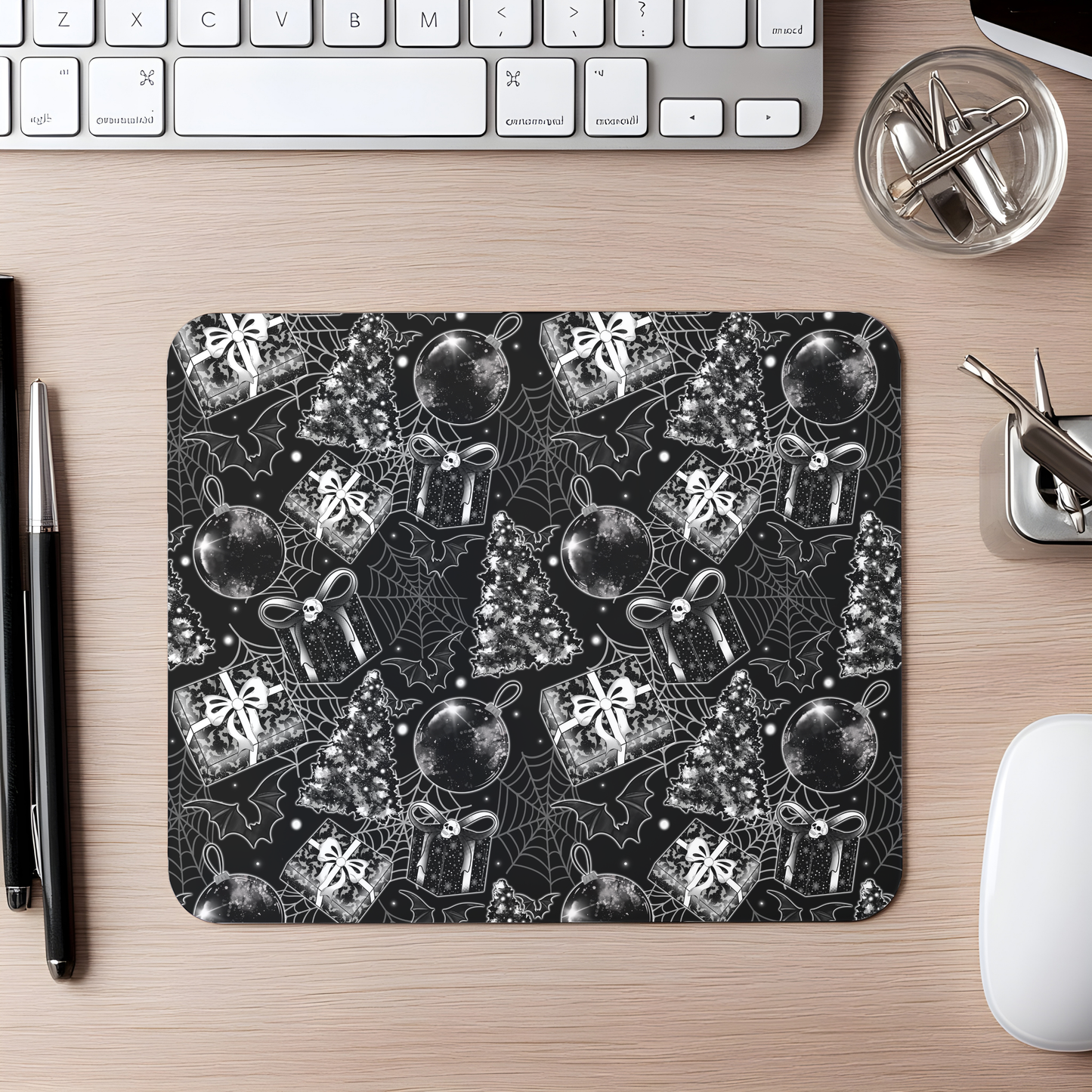 black christmas tree mouse pad
