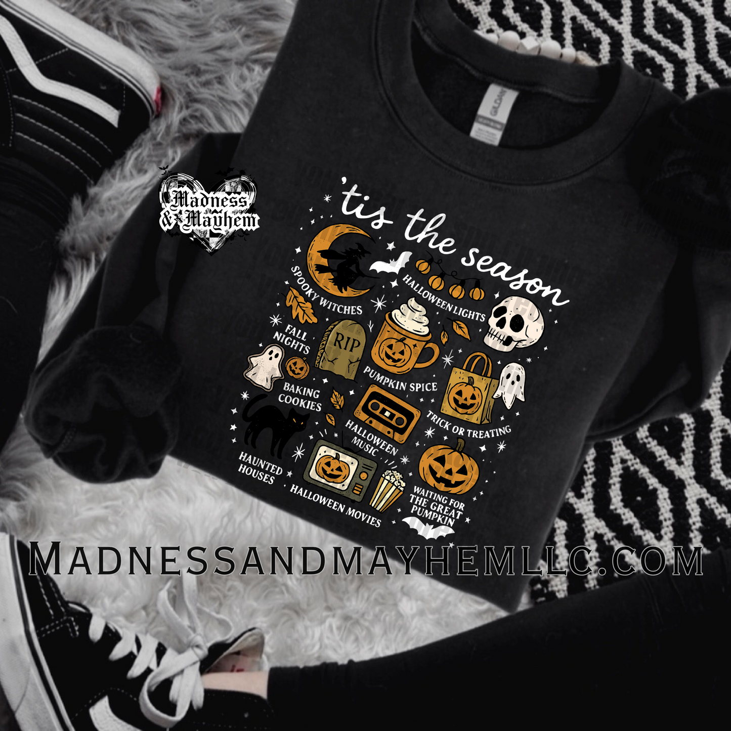 Tis the season Halloween crew neck sweatshirt
