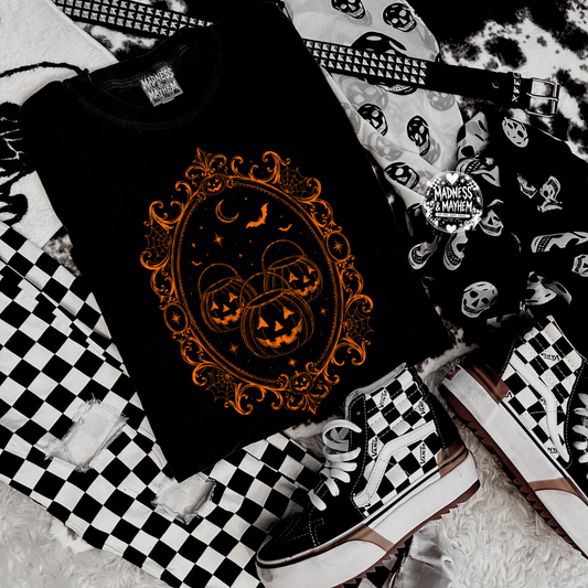 Pumpkin frame tshirt