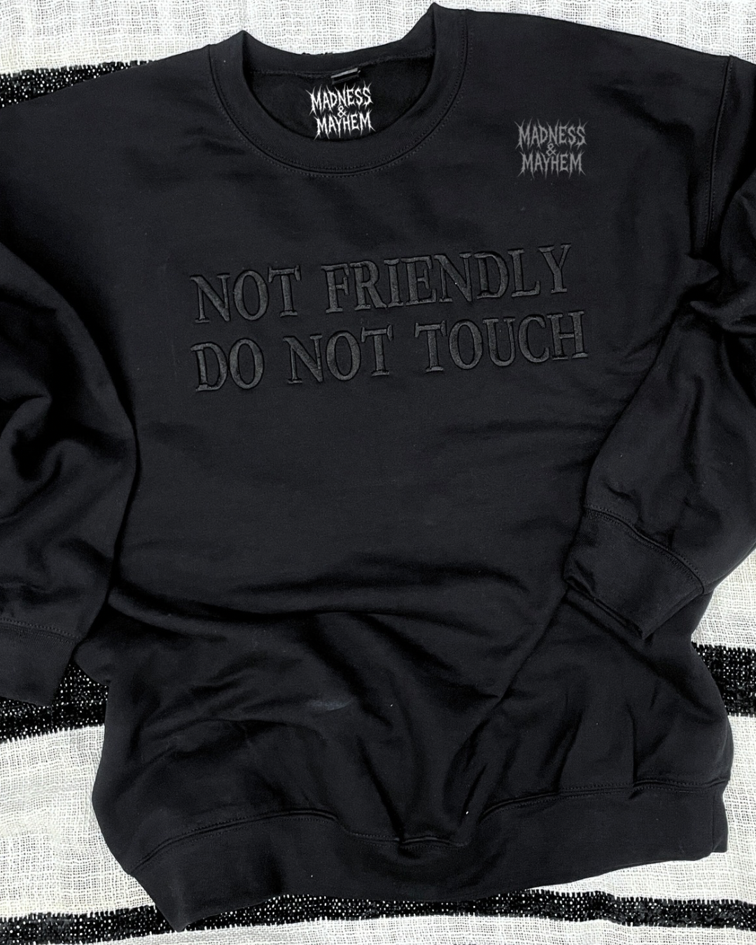 Not friendly embroidered sweatshirt