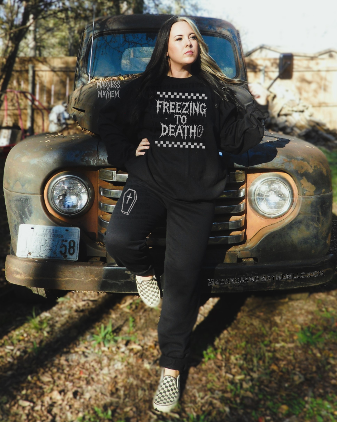 Freezing to death Jogger Set