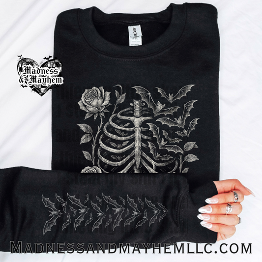 Rose ribs with bat sleeve crew neck sweatshirt