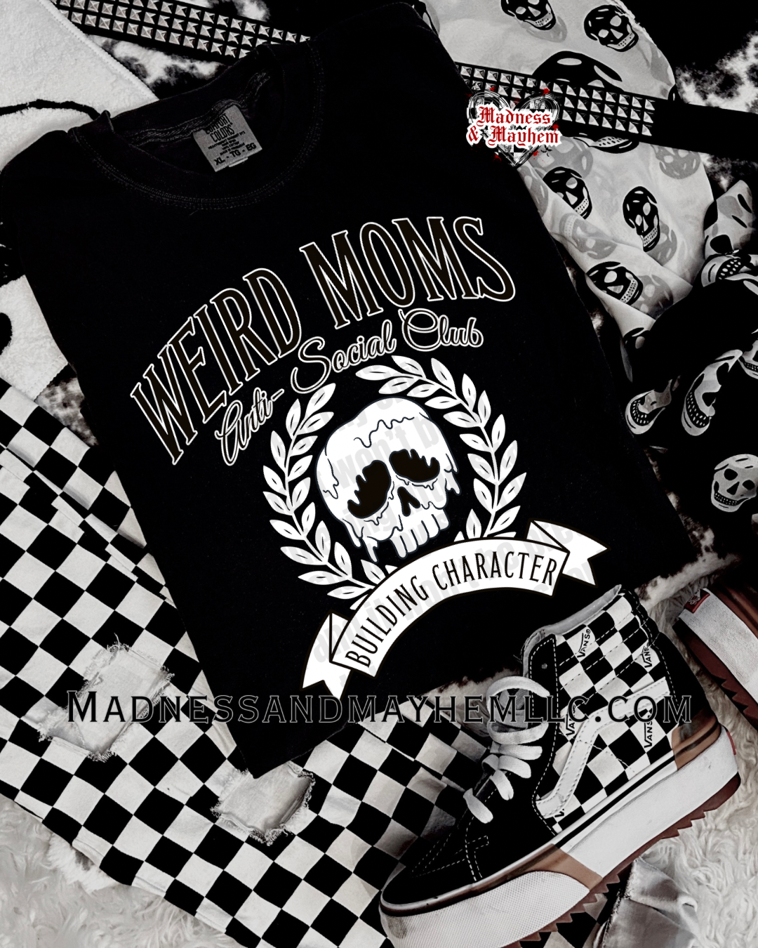 Weird moms club Shirt
