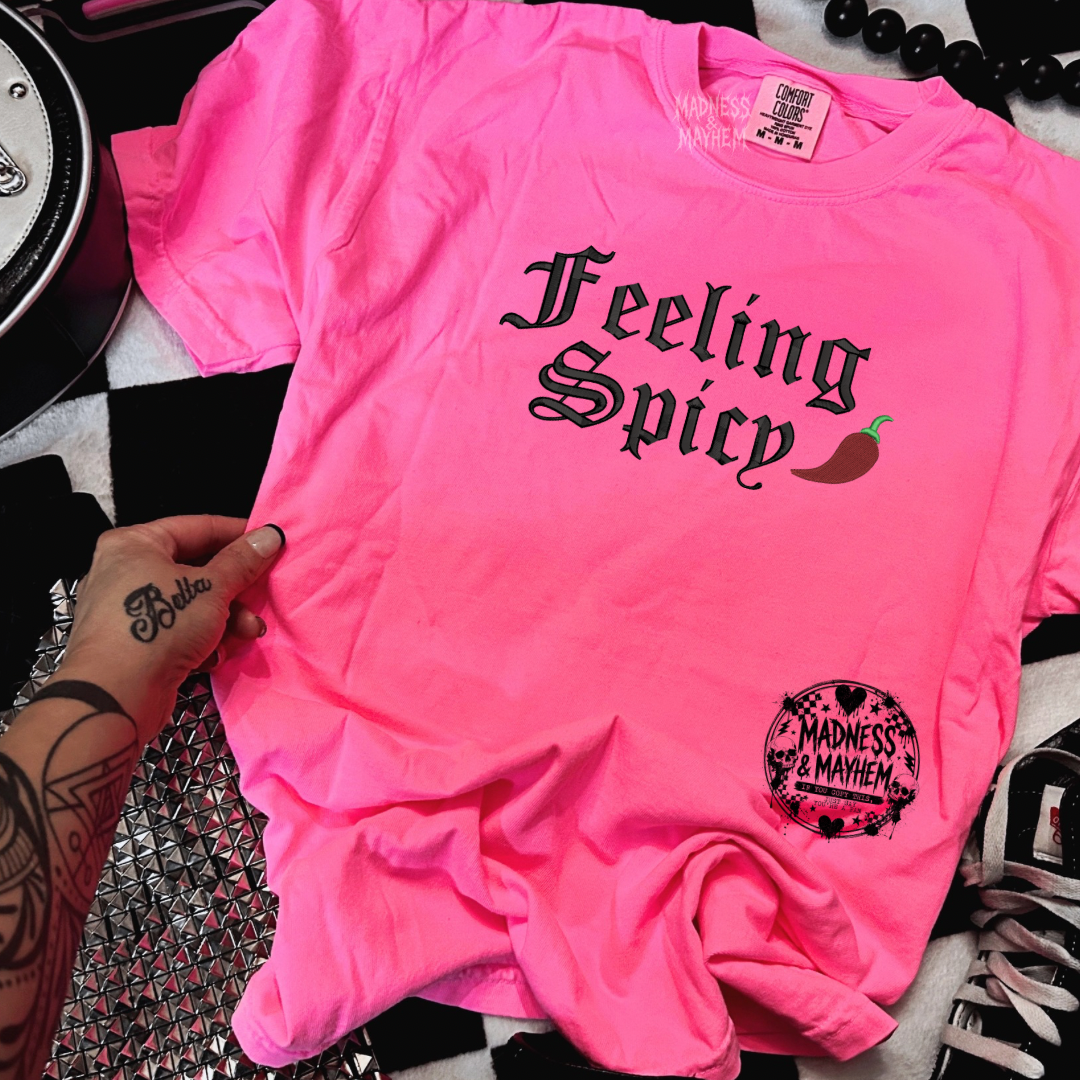 Neon pink feeling spicy embroidered tshirt