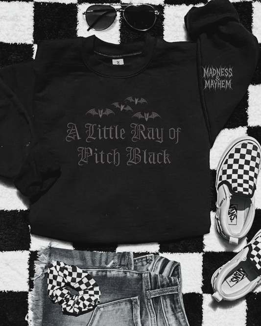 Ray of pitch black embroidered sweatshirt