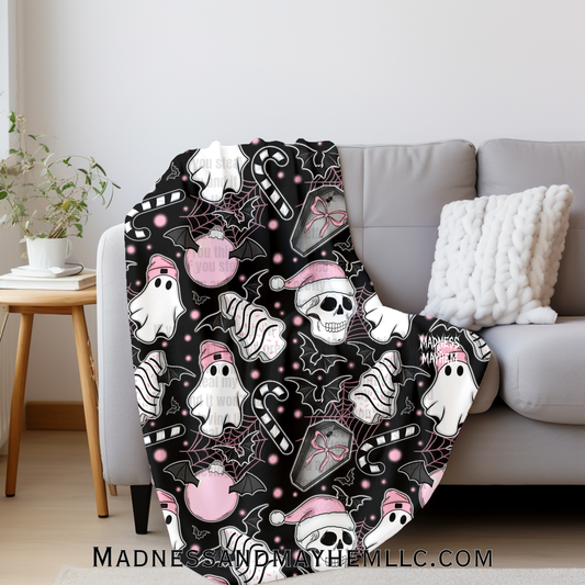Pink creepmas blanket